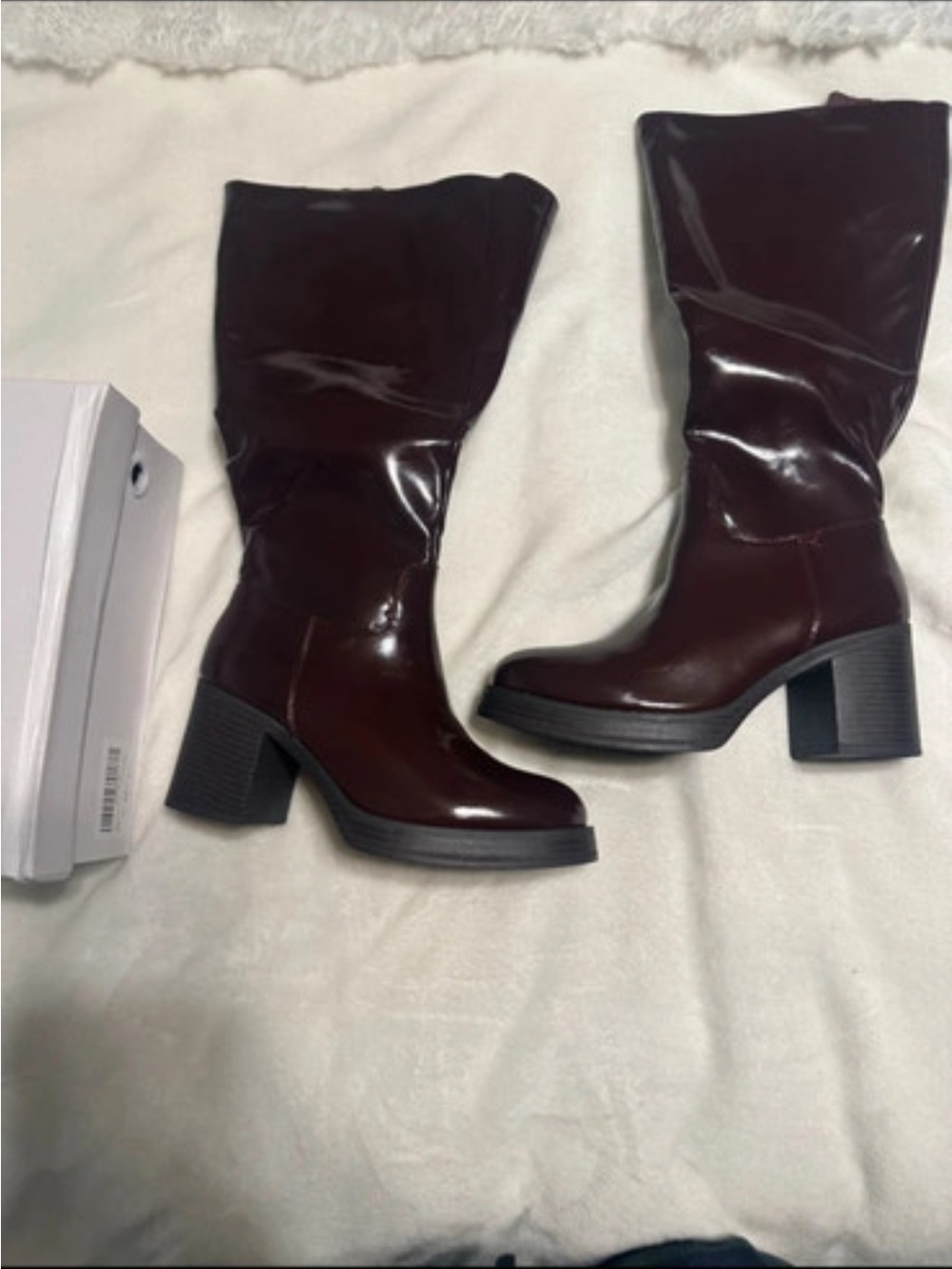 Women's Mid-Calf Block Heel Boots - Burgundy